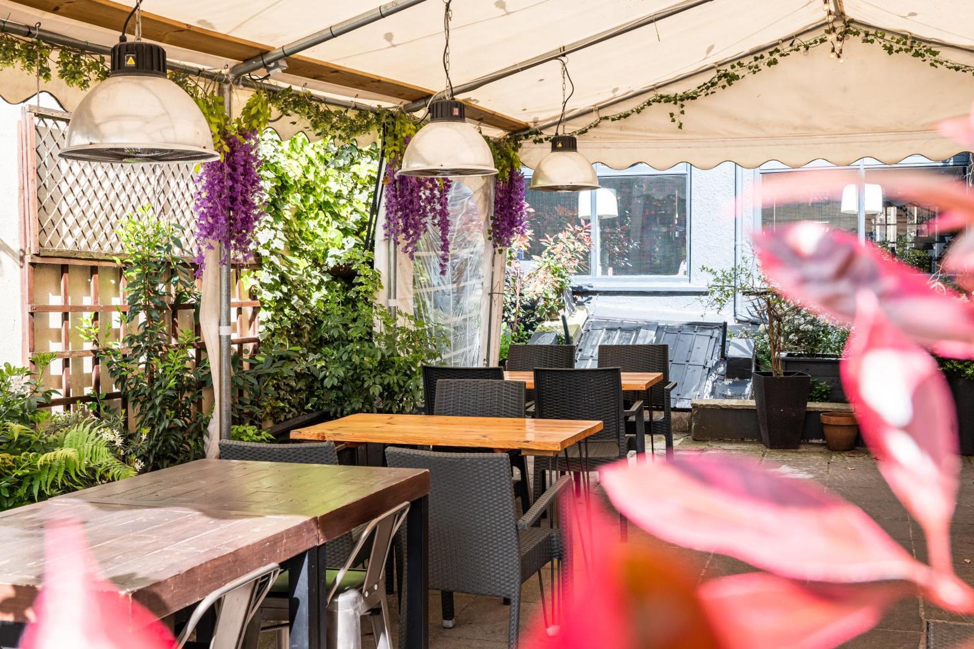 צ'פסטו The Beaufort Hotel מראה חיצוני תמונה