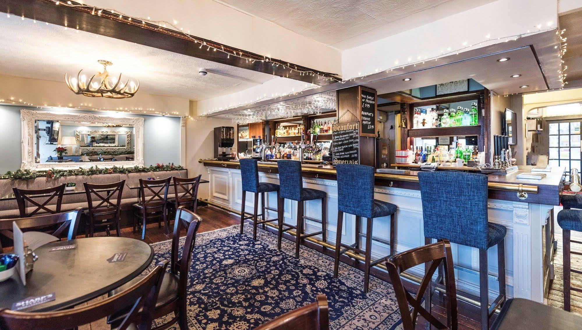 צ'פסטו The Beaufort Hotel מראה חיצוני תמונה