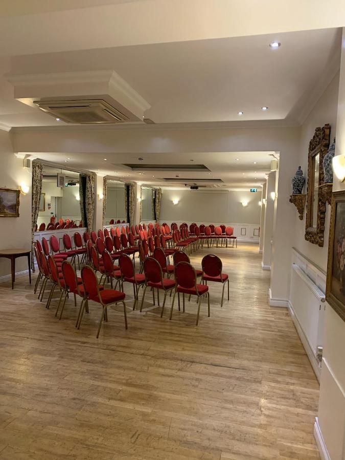 צ'פסטו The Beaufort Hotel מראה חיצוני תמונה